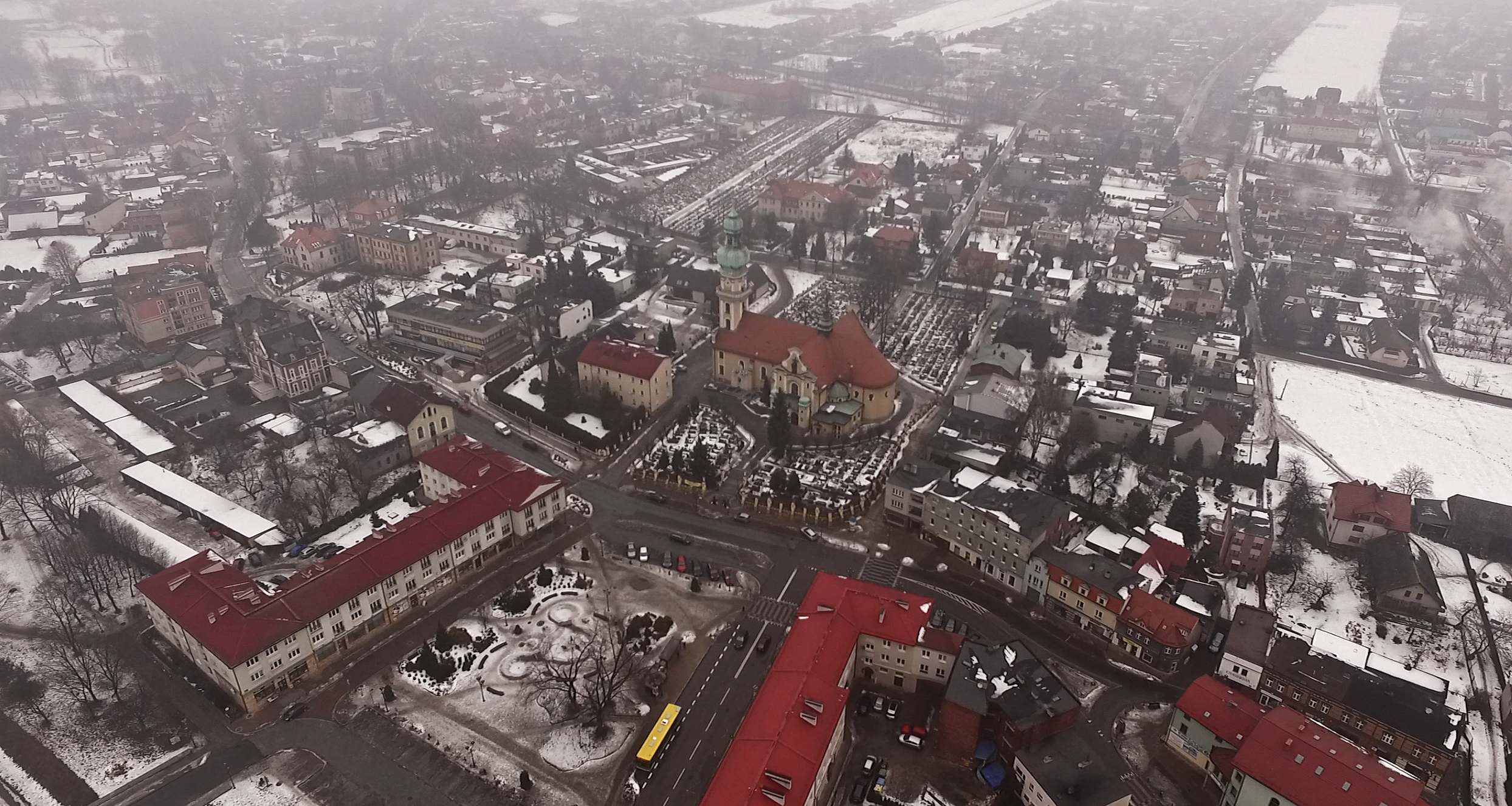 Tychy Z lotu ptaka Stare Tychy kościół św Marii Magdaleny 